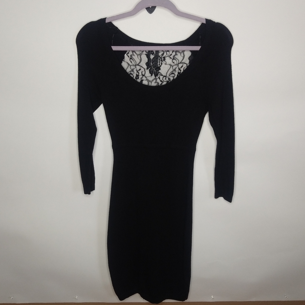 Guess sweater lace dress size medium - Picture 2 of 5